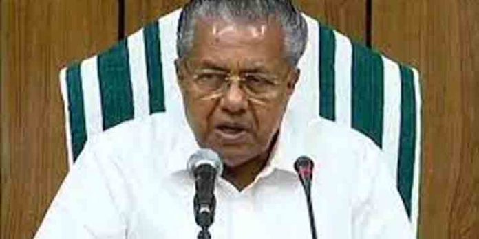 കേരളം മൂന്നാം തരംഗത്തിന്റെ വക്കില് ; എല്ലാ ജില്ലയിലും രോഗികളുടെ എണ്ണത്തില് വര്ധനവ് കേരളം മൂന്നാം തരംഗത്തിന്റെ വക്കില് ; എല്ലാ ജില്ലയിലും രോഗികളുടെ എണ്ണത്തില് വര്ധനവ്