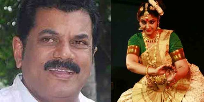 എംഎല്എ മുകേഷിന്റെ കുടുംബ ജീവിതം വീണ്ടും തുലാസ്സില് ; ബന്ധം പിരിയുന്നതിന് നടപടികള് നീക്കി മേതില് ദേവിക എംഎല്എ മുകേഷിന്റെ കുടുംബ ജീവിതം വീണ്ടും തുലാസ്സില് ; ബന്ധം പിരിയുന്നതിന് നടപടികള് നീക്കി മേതില് ദേവിക
