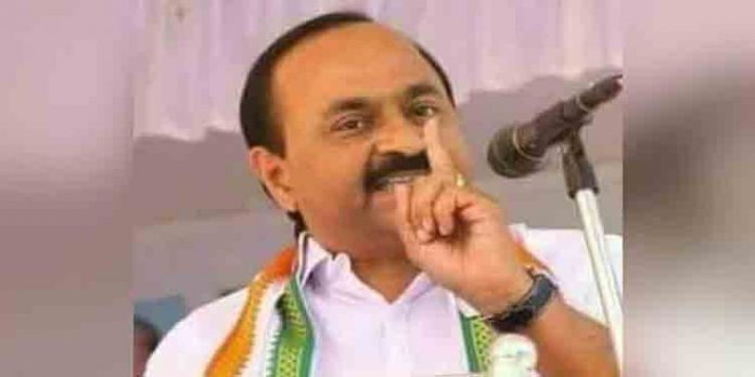 മന്ത്രി വി.ശിവന്കുട്ടി രാജിവയ്ക്കണം : പ്രതിപക്ഷം മന്ത്രി വി.ശിവന്കുട്ടി രാജിവയ്ക്കണം : പ്രതിപക്ഷം