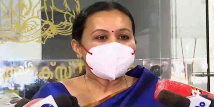 വരുന്ന മൂന്നാഴ്ച അതീവ ജാഗ്രത വേണം : ആരോഗ്യ മന്ത്രി വരുന്ന മൂന്നാഴ്ച അതീവ ജാഗ്രത വേണം : ആരോഗ്യ മന്ത്രി