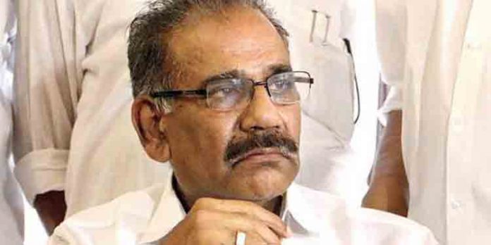 കുണ്ടറ പീഡനകേസില് ഒത്തുതീര്പ്പിന് ശ്രമിച്ച മന്ത്രി ശശീന്ദ്രന് എതിരെ ഹര്ജി കുണ്ടറ പീഡനകേസില് ഒത്തുതീര്പ്പിന് ശ്രമിച്ച മന്ത്രി ശശീന്ദ്രന് എതിരെ ഹര്ജി