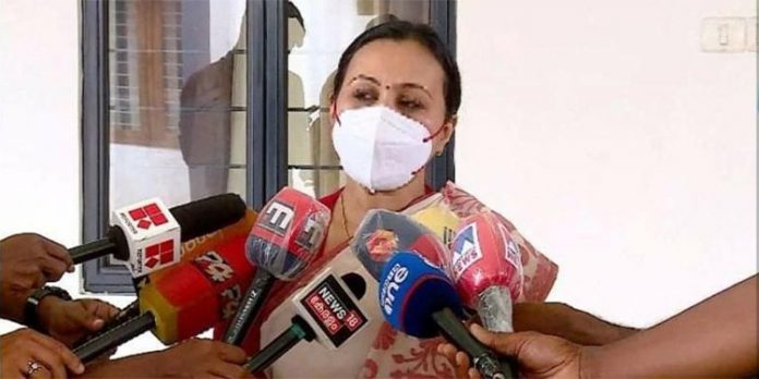 സിക്ക വൈറസ് ; സംസ്ഥാനത്ത് എട്ട് പേര് ചികിത്സയില് – ഡെങ്കിപ്പനി വ്യാപനത്തിന് സാധ്യതയെന്ന് ആരോഗ്യമന്ത്രി സിക്ക വൈറസ് ; സംസ്ഥാനത്ത് എട്ട് പേര് ചികിത്സയില് – ഡെങ്കിപ്പനി വ്യാപനത്തിന് സാധ്യതയെന്ന് ആരോഗ്യമന്ത്രി