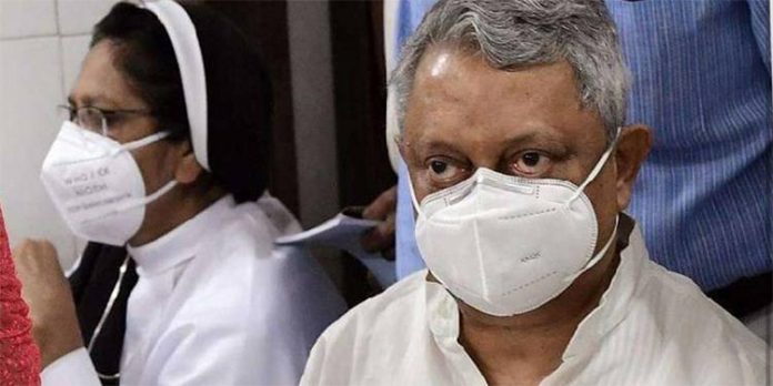 അഭയ കേസ് പ്രതികൾക്ക് പരോൾ അനുവദിച്ചതിനെ നിശിതമായി വിമർശിച്ച് ജയിൽ ഹൈപവർ കമ്മിറ്റി അഭയ കേസ് പ്രതികൾക്ക് പരോൾ അനുവദിച്ചതിനെ നിശിതമായി വിമർശിച്ച് ജയിൽ ഹൈപവർ കമ്മിറ്റി