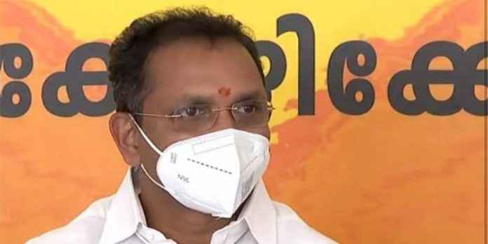കൊടകര കള്ളപ്പണ കവർച്ചാ കേസ് ; കെ സുരേന്ദ്രന് വീണ്ടും നോട്ടീസ് നൽകാൻ അന്വേഷണ സംഘം കൊടകര കള്ളപ്പണ കവർച്ചാ കേസ് ; കെ സുരേന്ദ്രന് വീണ്ടും നോട്ടീസ് നൽകാൻ അന്വേഷണ സംഘം