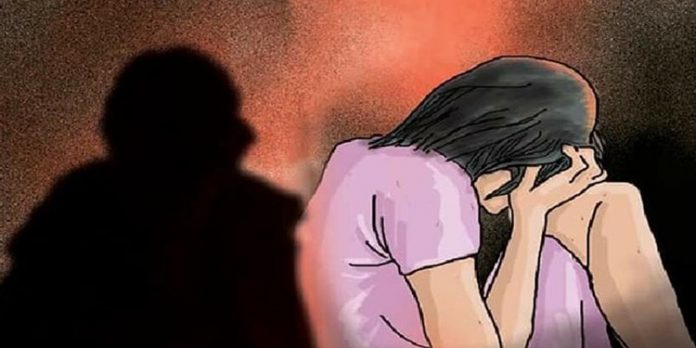 പ്രായപൂർത്തിയാകാത്ത പെൺകുട്ടിയെ മയക്കുമരുന്നിന് അടിമയാക്കി പീഡനം ; മുഖ്യമന്ത്രിക്ക് പരാതി നൽകി അമ്മ പ്രായപൂർത്തിയാകാത്ത പെൺകുട്ടിയെ മയക്കുമരുന്നിന് അടിമയാക്കി പീഡനം ; മുഖ്യമന്ത്രിക്ക് പരാതി നൽകി അമ്മ