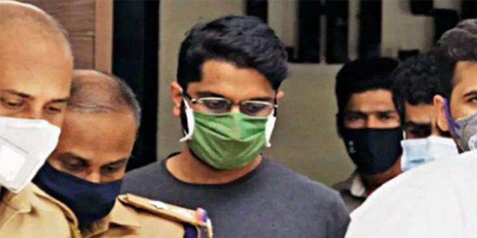 ജയിലിൽ ഭീഷണി ഉണ്ടെന്ന സ്വർണക്കടത്ത് കേസ് പ്രതി സരിത്തിന്റെ പരാതിയിൽ ഇന്ന് മൊഴിയെടുക്കും ജയിലിൽ ഭീഷണി ഉണ്ടെന്ന സ്വർണക്കടത്ത് കേസ് പ്രതി സരിത്തിന്റെ പരാതിയിൽ ഇന്ന് മൊഴിയെടുക്കും