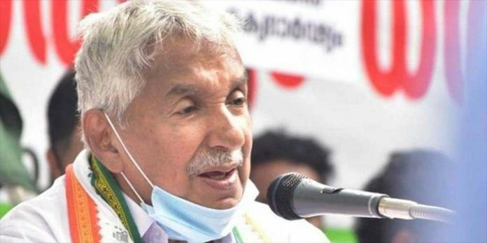 കേന്ദ്ര സഹകരണ വകുപ്പ് രൂപീകരണം ; സംസ്ഥാനത്തിന്റെ അധികാരത്തിനു മേലുള്ള കടന്നുകയറ്റമെന്ന് ഉമ്മൻചാണ്ടി കേന്ദ്ര സഹകരണ വകുപ്പ് രൂപീകരണം ; സംസ്ഥാനത്തിന്റെ അധികാരത്തിനു മേലുള്ള കടന്നുകയറ്റമെന്ന് ഉമ്മൻചാണ്ടി