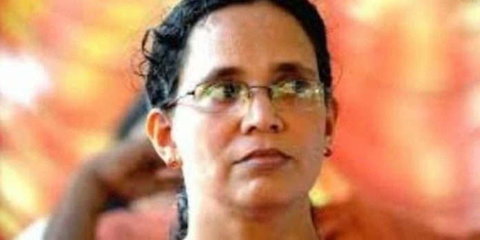 സ്വര്ണ്ണക്കടത്ത് ; ടി.പി വധക്കേസ് പ്രതികളെ സംരക്ഷിക്കുന്നത് സര്ക്കാര് – മുഖ്യമന്ത്രി ഉത്തരം പറയണമെന്ന് കെ.കെ രമ സ്വര്ണ്ണക്കടത്ത് ; ടി.പി വധക്കേസ് പ്രതികളെ സംരക്ഷിക്കുന്നത് സര്ക്കാര് – മുഖ്യമന്ത്രി ഉത്തരം പറയണമെന്ന് കെ.കെ രമ