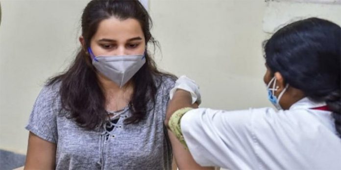 രാജ്യത്ത് 38,079 പുതിയ കോവിഡ് കേസുകള് : 560 മരണം ; രോഗമുക്തി നിരക്ക് 97.31% രാജ്യത്ത് 38,079 പുതിയ കോവിഡ് കേസുകള് : 560 മരണം ; രോഗമുക്തി നിരക്ക് 97.31%
