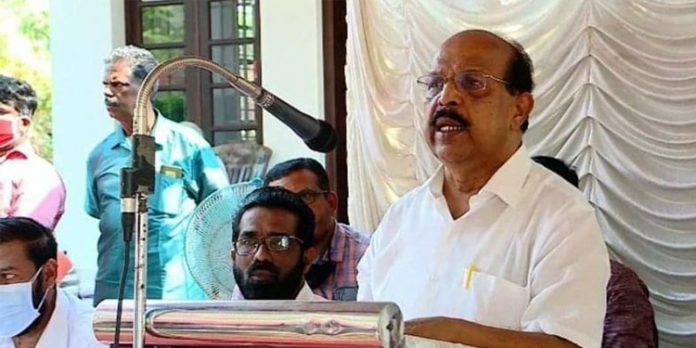 സി.പി.എം ആലപ്പുഴ ജില്ലാ സെക്രട്ടേറിയറ്റ് യോഗത്തില് ജി.സുധാകരന് പങ്കെടുക്കുന്നു സി.പി.എം ആലപ്പുഴ ജില്ലാ സെക്രട്ടേറിയറ്റ് യോഗത്തില് ജി.സുധാകരന് പങ്കെടുക്കുന്നു