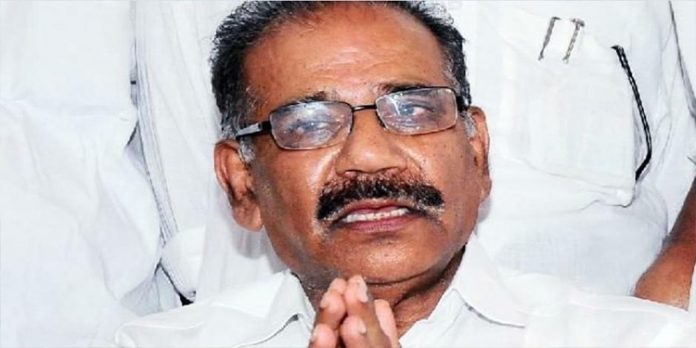 ഒത്തുതീര്പ്പിനില്ല – മന്ത്രി എ.കെ ശശീന്ദ്രന് എതിരെ നടപടി വേണമെന്ന് പരാതിക്കാരിയുടെ അച്ഛന് ഒത്തുതീര്പ്പിനില്ല – മന്ത്രി എ.കെ ശശീന്ദ്രന് എതിരെ നടപടി വേണമെന്ന് പരാതിക്കാരിയുടെ അച്ഛന്