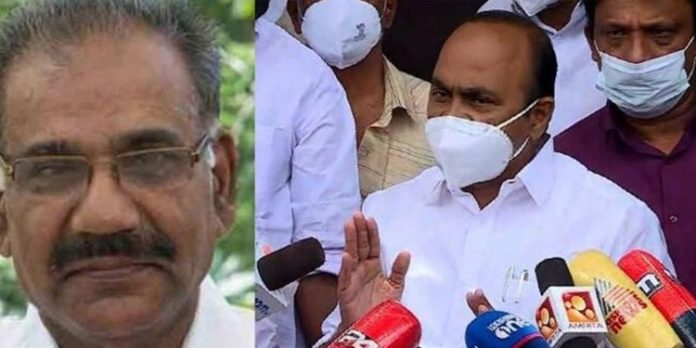 പരാതിക്കാരിയെ ഭീഷണിപ്പെടുത്തിയ മന്ത്രി എ.കെ ശശീന്ദ്രനെ മന്ത്രിസഭയിൽ നിന്ന് പുറത്താക്കിയേ പറ്റൂവെന്ന് പ്രതിപക്ഷ നേതാവ് പരാതിക്കാരിയെ ഭീഷണിപ്പെടുത്തിയ മന്ത്രി എ.കെ ശശീന്ദ്രനെ മന്ത്രിസഭയിൽ നിന്ന് പുറത്താക്കിയേ പറ്റൂവെന്ന് പ്രതിപക്ഷ നേതാവ്