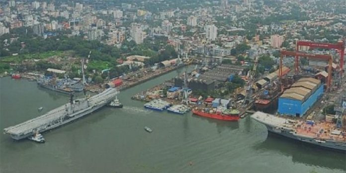 കൊച്ചിന് ഷിപ്പ്യാര്ഡില് വന് സുരക്ഷാവീഴ്ച ; ആള്മാറാട്ടം നടത്തി ജോലിചെയ്തിരുന്ന അഫ്ഗാന് സ്വദേശി പിടിയില് കൊച്ചിന് ഷിപ്പ്യാര്ഡില് വന് സുരക്ഷാവീഴ്ച ; ആള്മാറാട്ടം നടത്തി ജോലിചെയ്തിരുന്ന അഫ്ഗാന് സ്വദേശി പിടിയില്