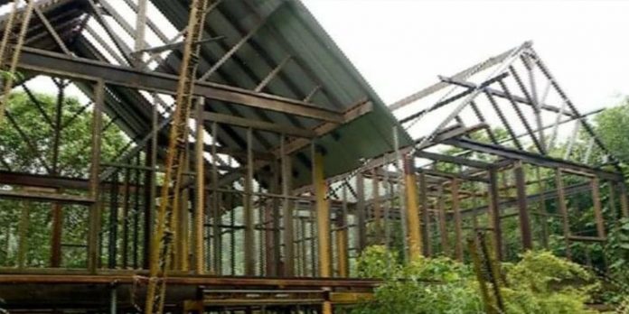 കരുവന്നൂര് ബാങ്ക് തട്ടിപ്പ് ; പ്രതികള് തേക്കടിക്കടുത്ത് നിര്മ്മാണം തുടങ്ങിയത് കോടികള് മുടക്കുള്ള റിസോര്ട്ട് കരുവന്നൂര് ബാങ്ക് തട്ടിപ്പ് ; പ്രതികള് തേക്കടിക്കടുത്ത് നിര്മ്മാണം തുടങ്ങിയത് കോടികള് മുടക്കുള്ള റിസോര്ട്ട്