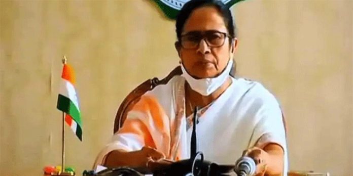 പെഗാസസ് ഫോണ് ചോര്ത്തല് ; അന്വേഷണത്തിന് ജുഡീഷ്യല് കമ്മിഷനെ നിയോഗിച്ച് മമത പെഗാസസ് ഫോണ് ചോര്ത്തല് ; അന്വേഷണത്തിന് ജുഡീഷ്യല് കമ്മിഷനെ നിയോഗിച്ച് മമത
