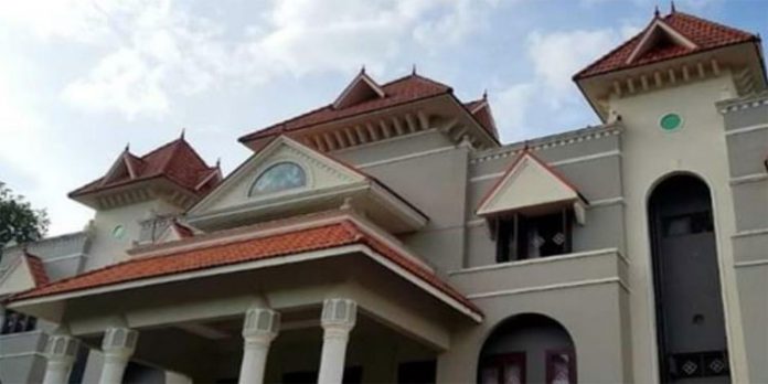 പ്രതിമാസം 2000 രൂപ നൽകും ; കൂടുതൽ കുട്ടികളുള്ളവർക്ക് സഹായം പ്രഖ്യാപിച്ച് പത്തനംതിട്ട രൂപതയും പ്രതിമാസം 2000 രൂപ നൽകും ; കൂടുതൽ കുട്ടികളുള്ളവർക്ക് സഹായം പ്രഖ്യാപിച്ച് പത്തനംതിട്ട രൂപതയും