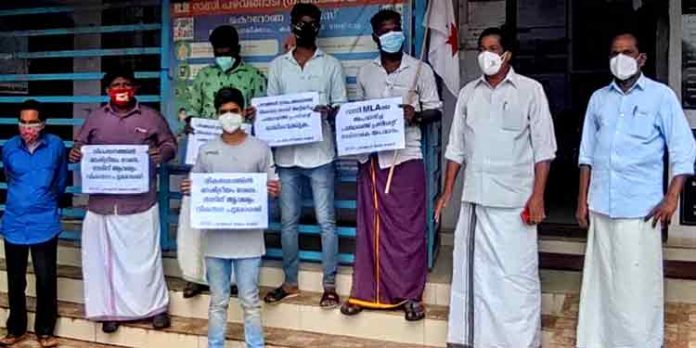 വികസന വിരോധിയായ പഴവങ്ങാടി പഞ്ചായത്ത് പ്രസിഡന്റ് അനിത അനിൽ കുമാർ രാജിവെക്കണം ; ഡി.വൈ.എഫ്.ഐ വികസന വിരോധിയായ പഴവങ്ങാടി പഞ്ചായത്ത് പ്രസിഡന്റ് അനിത അനിൽ കുമാർ രാജിവെക്കണം ; ഡി.വൈ.എഫ്.ഐ