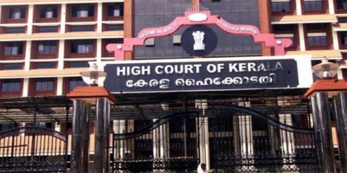 ഇന്ധനവില വര്ധനവില് ഇടപെട്ട് ഹൈക്കോടതി ; കേന്ദ്രവും ജി.എ.സ്.ടി കൗണ്സിലും വിശദീകരണം നല്കണം ഇന്ധനവില വര്ധനവില് ഇടപെട്ട് ഹൈക്കോടതി ; കേന്ദ്രവും ജി.എ.സ്.ടി കൗണ്സിലും വിശദീകരണം നല്കണം