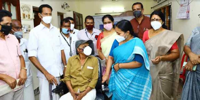 ഭിന്നശേഷി സൗഹൃദ സംസ്ഥാനമാക്കി കേരളത്തെ മാറ്റും : മന്ത്രി വീണാ ജോര്ജ് ഭിന്നശേഷി സൗഹൃദ സംസ്ഥാനമാക്കി കേരളത്തെ മാറ്റും : മന്ത്രി വീണാ ജോര്ജ്