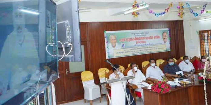 റാന്നിയില് വനം ദ്രുതകര്മ്മ സേനയുടെ ഓഫീസ് മന്ദിരം ഉദ്ഘാടനം ചെയ്തു റാന്നിയില് വനം ദ്രുതകര്മ്മ സേനയുടെ ഓഫീസ് മന്ദിരം ഉദ്ഘാടനം ചെയ്തു