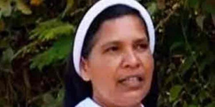 സിസ്റ്റര് ലൂസി കളപ്പുര കോണ്വെന്റില് നിന്ന് ഇറങ്ങിപ്പോകാന് ഉത്തരവിടാനാകില്ല : ഹൈക്കോടതി സിസ്റ്റര് ലൂസി കളപ്പുര കോണ്വെന്റില് നിന്ന് ഇറങ്ങിപ്പോകാന് ഉത്തരവിടാനാകില്ല : ഹൈക്കോടതി