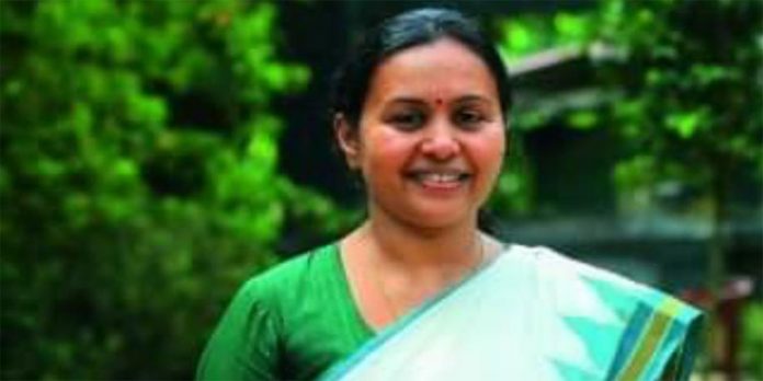 മൂന്നാം തരംഗം ; ജാഗ്രത വേണമെന്ന് ആരോഗ്യമന്ത്രി ; 33 ഓക്സിജന് ജനറേഷന് യൂണിറ്റുകള് ഉടൻ സജ്ജമാക്കും മൂന്നാം തരംഗം ; ജാഗ്രത വേണമെന്ന് ആരോഗ്യമന്ത്രി ; 33 ഓക്സിജന് ജനറേഷന് യൂണിറ്റുകള് ഉടൻ സജ്ജമാക്കും