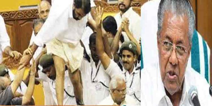 ശിവന്കുട്ടിയ്ക്കെതിരെ പ്രതിഷേധം ശക്തം ; സമരം നടത്തി പ്രതിരോധിക്കാനുള്ള ശ്രമത്തില് സി.പി.എം ശിവന്കുട്ടിയ്ക്കെതിരെ പ്രതിഷേധം ശക്തം ; സമരം നടത്തി പ്രതിരോധിക്കാനുള്ള ശ്രമത്തില് സി.പി.എം