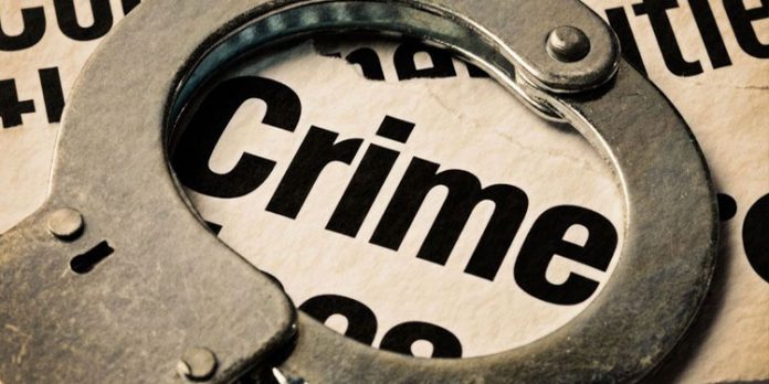 കൂലി തര്ക്കം : കോട്ടയത്ത് മൂന്നു പേര്ക്ക് കുത്തേറ്റു കൂലി തര്ക്കം : കോട്ടയത്ത് മൂന്നു പേര്ക്ക് കുത്തേറ്റു