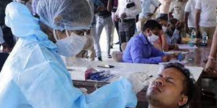 രാജ്യത്ത് 38,634 പേര്ക്ക് കൊവിഡ് സ്ഥിരീകരിച്ചു ; ആകെ കൊവിഡ് രോഗബാധിതരുടെ എണ്ണം 31895358 ആയി വര്ധിച്ചു രാജ്യത്ത് 38,634 പേര്ക്ക് കൊവിഡ് സ്ഥിരീകരിച്ചു ; ആകെ കൊവിഡ് രോഗബാധിതരുടെ എണ്ണം 31895358 ആയി വര്ധിച്ചു