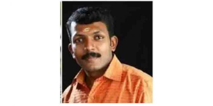 എറണാകുളം പെരുമ്പാവൂരില് ടിപ്പറിടിച്ച് യുവാവ് മരിച്ചു എറണാകുളം പെരുമ്പാവൂരില് ടിപ്പറിടിച്ച് യുവാവ് മരിച്ചു