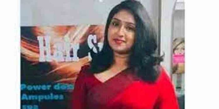 വ്യാജ അഭിഭാഷക സെസി സേവ്യറിന്റെ അറസ്റ്റ് തടയണമെന്ന ആവശ്യം ഹൈക്കോടതി തള്ളി വ്യാജ അഭിഭാഷക സെസി സേവ്യറിന്റെ അറസ്റ്റ് തടയണമെന്ന ആവശ്യം ഹൈക്കോടതി തള്ളി