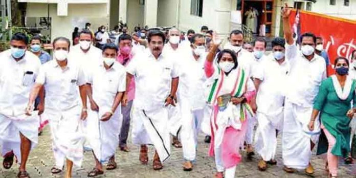 പിറവം നഗരസഭ അഞ്ചാം ഡിവിഷനില് നടന്ന ഉപതിരഞ്ഞെടുപ്പില് യു.ഡി.എഫിന് തകര്പ്പന് വിജയം പിറവം നഗരസഭ അഞ്ചാം ഡിവിഷനില് നടന്ന ഉപതിരഞ്ഞെടുപ്പില് യു.ഡി.എഫിന് തകര്പ്പന് വിജയം