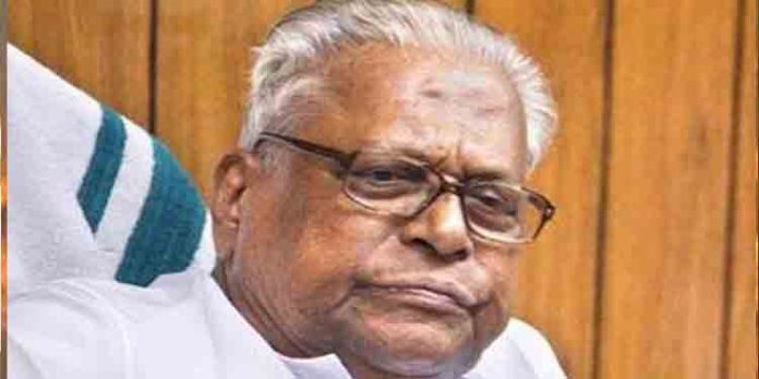 ഭരണപരിഷ്കാര കമ്മീഷന് അംഗങ്ങളും സെക്രട്ടറിമാരുടേയും ഫോണ് ബില് 2,38,182 രൂപ ഭരണപരിഷ്കാര കമ്മീഷന് അംഗങ്ങളും സെക്രട്ടറിമാരുടേയും ഫോണ് ബില് 2,38,182 രൂപ