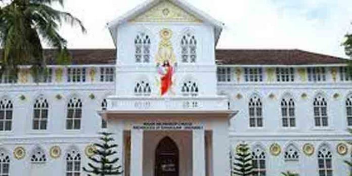 സിറോ മലബാര്സഭ വര്ഷകാല സിനഡ് ഇന്ന് തുടങ്ങും ; ഭൂമി ഇടപാടില് കര്ദ്ദിനാളിനെതിരായ കോടതി വിധികൂടി സിനഡിന്റെ പരിഗണനയ്ക്ക് സാധ്യത സിറോ മലബാര്സഭ വര്ഷകാല സിനഡ് ഇന്ന് തുടങ്ങും ; ഭൂമി ഇടപാടില് കര്ദ്ദിനാളിനെതിരായ കോടതി വിധികൂടി സിനഡിന്റെ പരിഗണനയ്ക്ക് സാധ്യത