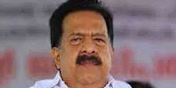 ഓണക്കിറ്റ് വിതരണം : ഗുരുതര കൃത്യവിലോപമുണ്ടായെന്ന് രമേശ് ചെന്നിത്തല ഓണക്കിറ്റ് വിതരണം : ഗുരുതര കൃത്യവിലോപമുണ്ടായെന്ന് രമേശ് ചെന്നിത്തല