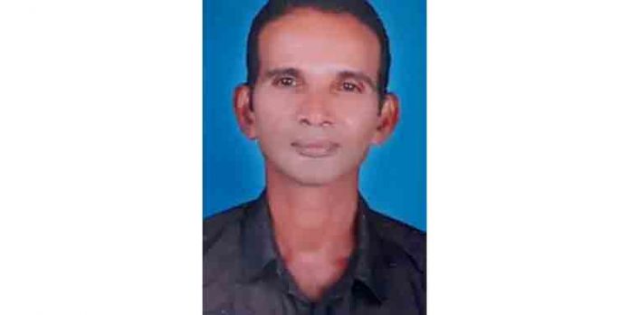 പൊന്തില് മത്സ്യബന്ധനത്തിനിടെ തൊഴിലാളി കടലില് വീണ് മുങ്ങിമരിച്ചു പൊന്തില് മത്സ്യബന്ധനത്തിനിടെ തൊഴിലാളി കടലില് വീണ് മുങ്ങിമരിച്ചു