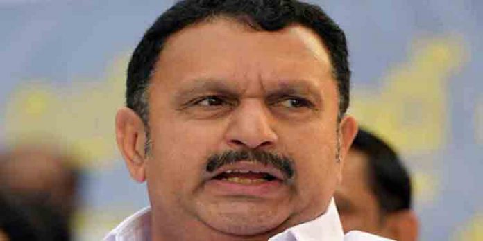 ‘നിയമസഭ സമ്മേളനത്തില് പങ്കെടുക്കാന് പറ്റാത്തത്ര തിരക്കുള്ളവര് ഈ പണിക്ക് വരരുത് ‘ അന്വറിനെ രൂക്ഷമായി വിമര്ശിച്ച് കെ.മുരളീധരന് ‘നിയമസഭ സമ്മേളനത്തില് പങ്കെടുക്കാന് പറ്റാത്തത്ര തിരക്കുള്ളവര് ഈ പണിക്ക് വരരുത് ‘ അന്വറിനെ രൂക്ഷമായി വിമര്ശിച്ച് കെ.മുരളീധരന്
