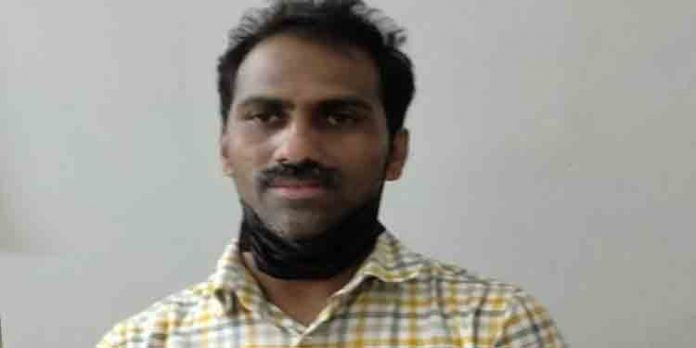 നിക്ഷേപത്തിന്റെ പേരില് പണം വാങ്ങി ഇടപാടുകാരെ വഞ്ചിച്ച ജ്വല്ലറി ഉടമ പിടിയില് നിക്ഷേപത്തിന്റെ പേരില് പണം വാങ്ങി ഇടപാടുകാരെ വഞ്ചിച്ച ജ്വല്ലറി ഉടമ പിടിയില്