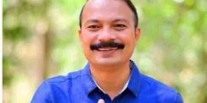 അച്ചടക്ക നടപടി കര്ശനമാക്കി കോണ്ഗ്രസ് ; കെ.പി.സി.സി സെക്രട്ടറി പി.എസ് പ്രശാന്തിനെ പുറത്താക്കി അച്ചടക്ക നടപടി കര്ശനമാക്കി കോണ്ഗ്രസ് ; കെ.പി.സി.സി സെക്രട്ടറി പി.എസ് പ്രശാന്തിനെ പുറത്താക്കി