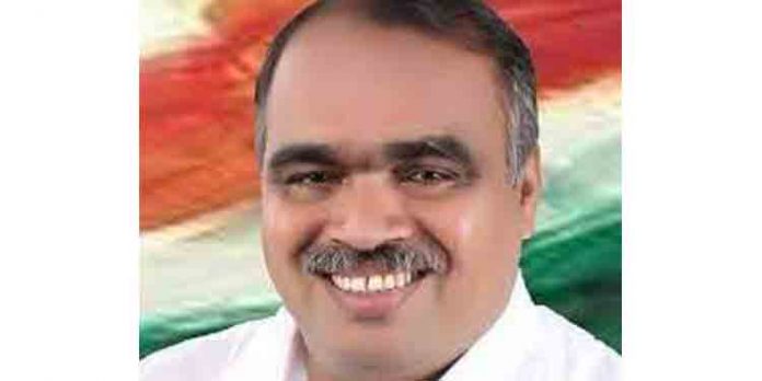 ഗ്രൂപ് അല്ല പാര്ട്ടിയാണ് വലുതെന്ന് നിയുക്ത ഡി.സി.സി പ്രസിഡന്റ് ബാബുപ്രസാദ് ഗ്രൂപ് അല്ല പാര്ട്ടിയാണ് വലുതെന്ന് നിയുക്ത ഡി.സി.സി പ്രസിഡന്റ് ബാബുപ്രസാദ്