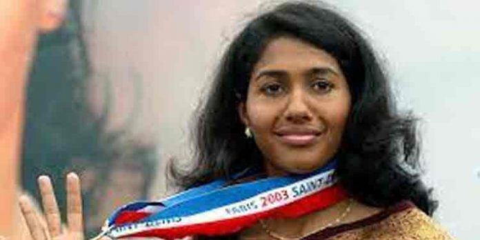 സംസ്ഥാന സര്ക്കാര് തന്നോടും കാണിച്ചത് ഇതേ സമീപനമായിരുന്നു ; കേരളസര്ക്കാരിനെതിരെ ഒളിംപ്യന് അഞ്ജു ബോബി ജോര്ജ് സംസ്ഥാന സര്ക്കാര് തന്നോടും കാണിച്ചത് ഇതേ സമീപനമായിരുന്നു ; കേരളസര്ക്കാരിനെതിരെ ഒളിംപ്യന് അഞ്ജു ബോബി ജോര്ജ്