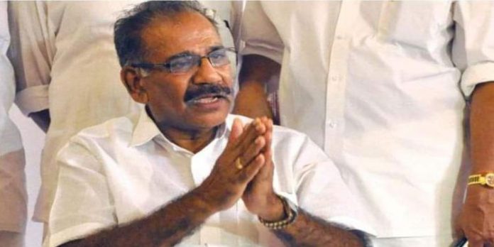 ഫാഷൻ ഷോയിൽ പാട്ടു പാടിയ സംഭവത്തിൽ വിശദീകരണവുമായി മന്ത്രി എ കെ ശശീന്ദ്രൻ ഫാഷൻ ഷോയിൽ പാട്ടു പാടിയ സംഭവത്തിൽ വിശദീകരണവുമായി മന്ത്രി എ കെ ശശീന്ദ്രൻ