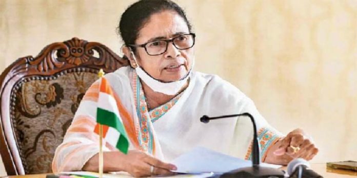 മമതയുടെ രാഷ്ട്രീയ നീക്കം ; നിലപാട് ഉടന് നിശ്ചയിക്കണമെന്ന് സി.പി.എം പോളിറ്റ് ബ്യൂറോയില് ആവശ്യം മമതയുടെ രാഷ്ട്രീയ നീക്കം ; നിലപാട് ഉടന് നിശ്ചയിക്കണമെന്ന് സി.പി.എം പോളിറ്റ് ബ്യൂറോയില് ആവശ്യം