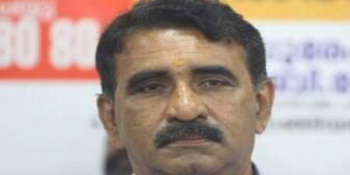ഇ.എം.എസ് വീട് ഉപേക്ഷിച്ച് പോയെതെന്തിനെന്ന് സി.പി.എം വ്യക്തമാക്കണം : ബി.ഗോപാലകൃഷ്ണന് ഇ.എം.എസ് വീട് ഉപേക്ഷിച്ച് പോയെതെന്തിനെന്ന് സി.പി.എം വ്യക്തമാക്കണം : ബി.ഗോപാലകൃഷ്ണന്