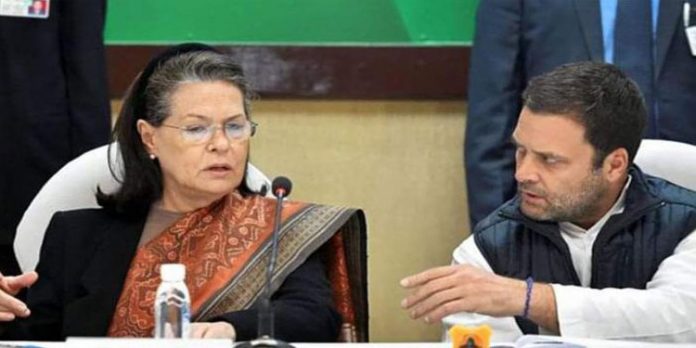 ഡി.സി.സി പുന:സംഘടന ; പരസ്യ പ്രസ്താവനകൾക്കെതിരെ അച്ചടക്കത്തിന്റെ വാളോങ്ങി എ.ഐ.സി.സി ഡി.സി.സി പുന:സംഘടന ; പരസ്യ പ്രസ്താവനകൾക്കെതിരെ അച്ചടക്കത്തിന്റെ വാളോങ്ങി എ.ഐ.സി.സി