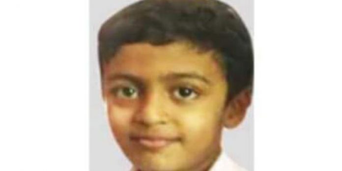 കസേരയിലിരുന്നുകറങ്ങിയ അഞ്ചാംക്ലാസുകാരൻ കഴുത്തിൽ ചരടുകുരുങ്ങി മരിച്ചു കസേരയിലിരുന്നുകറങ്ങിയ അഞ്ചാംക്ലാസുകാരൻ കഴുത്തിൽ ചരടുകുരുങ്ങി മരിച്ചു