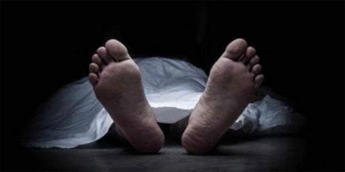 കോവിഡ് ; സഹോദരിമാർ ഒരേദിവസം മരിച്ചു – ഒരേശവപ്പെട്ടിയിൽ സംസ്കാരം കോവിഡ് ; സഹോദരിമാർ ഒരേദിവസം മരിച്ചു – ഒരേശവപ്പെട്ടിയിൽ സംസ്കാരം