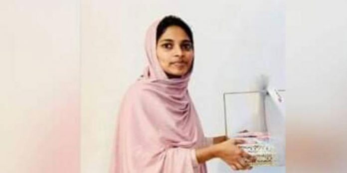ലേഡി ഡോക്ടര് കിടപ്പുമുറിയില് പൊള്ളലേറ്റ് മരിച്ച നിലയില് ലേഡി ഡോക്ടര് കിടപ്പുമുറിയില് പൊള്ളലേറ്റ് മരിച്ച നിലയില്
