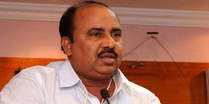 ഡിസിസി പുന:സംഘടന ; ഗ്രൂപ്പുകളെ തള്ളി ഐഎൻടിയുസി സംസ്ഥാന അധ്യക്ഷൻ – അച്ചടക്ക നടപടി ഉചിതമായെന്നും ചന്ദ്രശേഖരൻ ഡിസിസി പുന:സംഘടന ; ഗ്രൂപ്പുകളെ തള്ളി ഐഎൻടിയുസി സംസ്ഥാന അധ്യക്ഷൻ – അച്ചടക്ക നടപടി ഉചിതമായെന്നും ചന്ദ്രശേഖരൻ