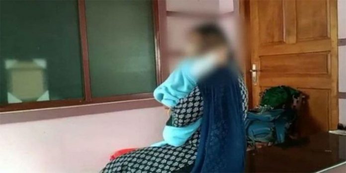 പാലക്കാട്ട് ഭാര്യയെയും കുഞ്ഞിനെയും വീട്ടിൽ കയറ്റാത്ത സംഭവം ; ഭർത്താവ് കോയമ്പത്തൂരിൽ നിന്നും അറസ്റ്റിലായി പാലക്കാട്ട് ഭാര്യയെയും കുഞ്ഞിനെയും വീട്ടിൽ കയറ്റാത്ത സംഭവം ; ഭർത്താവ് കോയമ്പത്തൂരിൽ നിന്നും അറസ്റ്റിലായി
